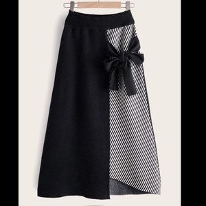 Contrast Striped Panel Tie Front Sweater Skirt